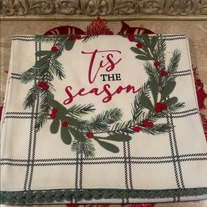 NWT Tis The Season Festive Holiday Wreath Pillow 72” Table Runner